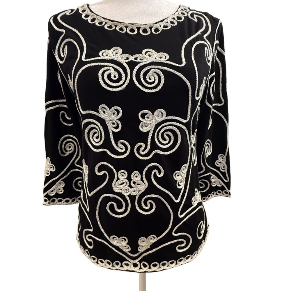 Lauren Michelle Black and White Swirl Blouse. Small. 2006